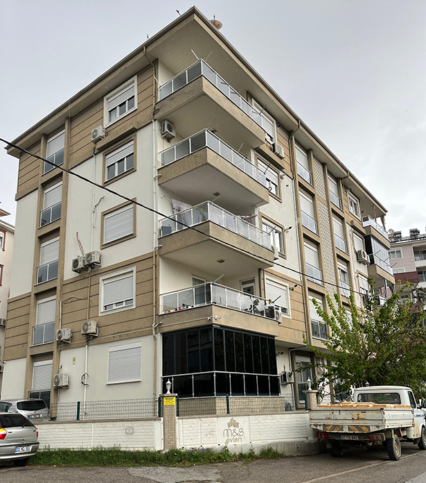 Tuğra Apartmanı